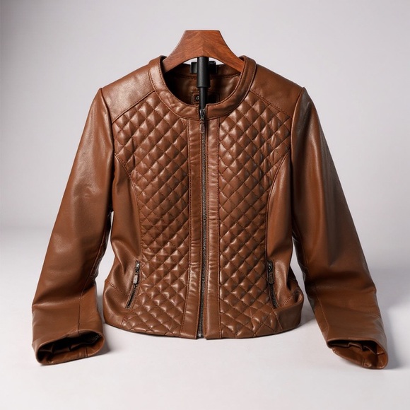 J. McLaughlin Jackets & Blazers - J. McLaughlin Quilted Leather Short Jacket